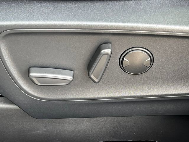 Certified 2024 Ford Escape ST-Line Elite w/ Premium Technology Package image 17