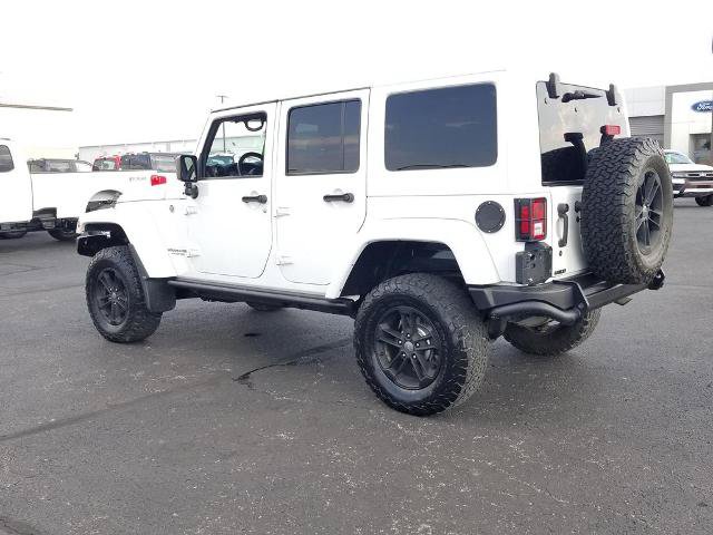 Used 2017 Jeep Wrangler Unlimited Sahara AWD/4WD image 5