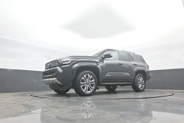 Used 2025 Toyota 4Runner Limited AWD/4WD image 35