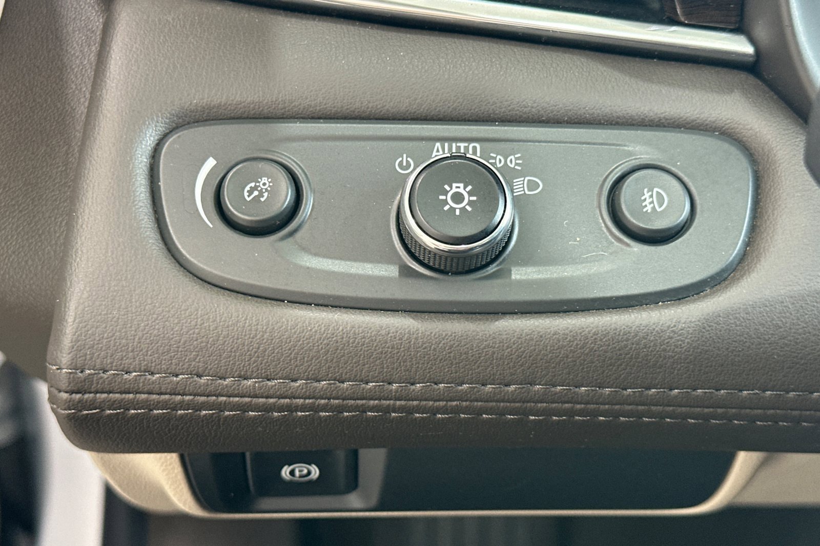 Used 2017 Buick LaCrosse Essence w/ Sights and Sounds Package image 32