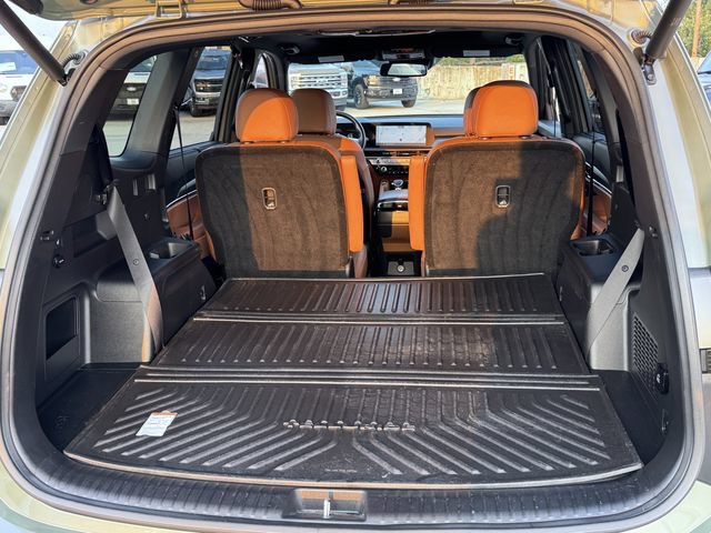 Used 2025 Kia Telluride AWD image 19