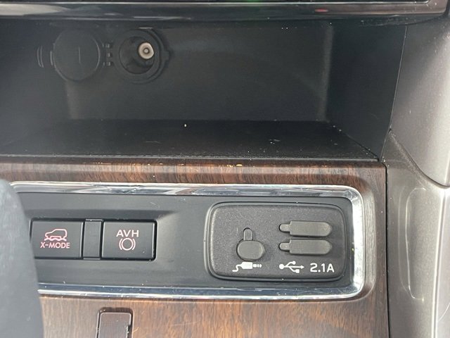 Used 2019 Subaru Ascent Touring image 32