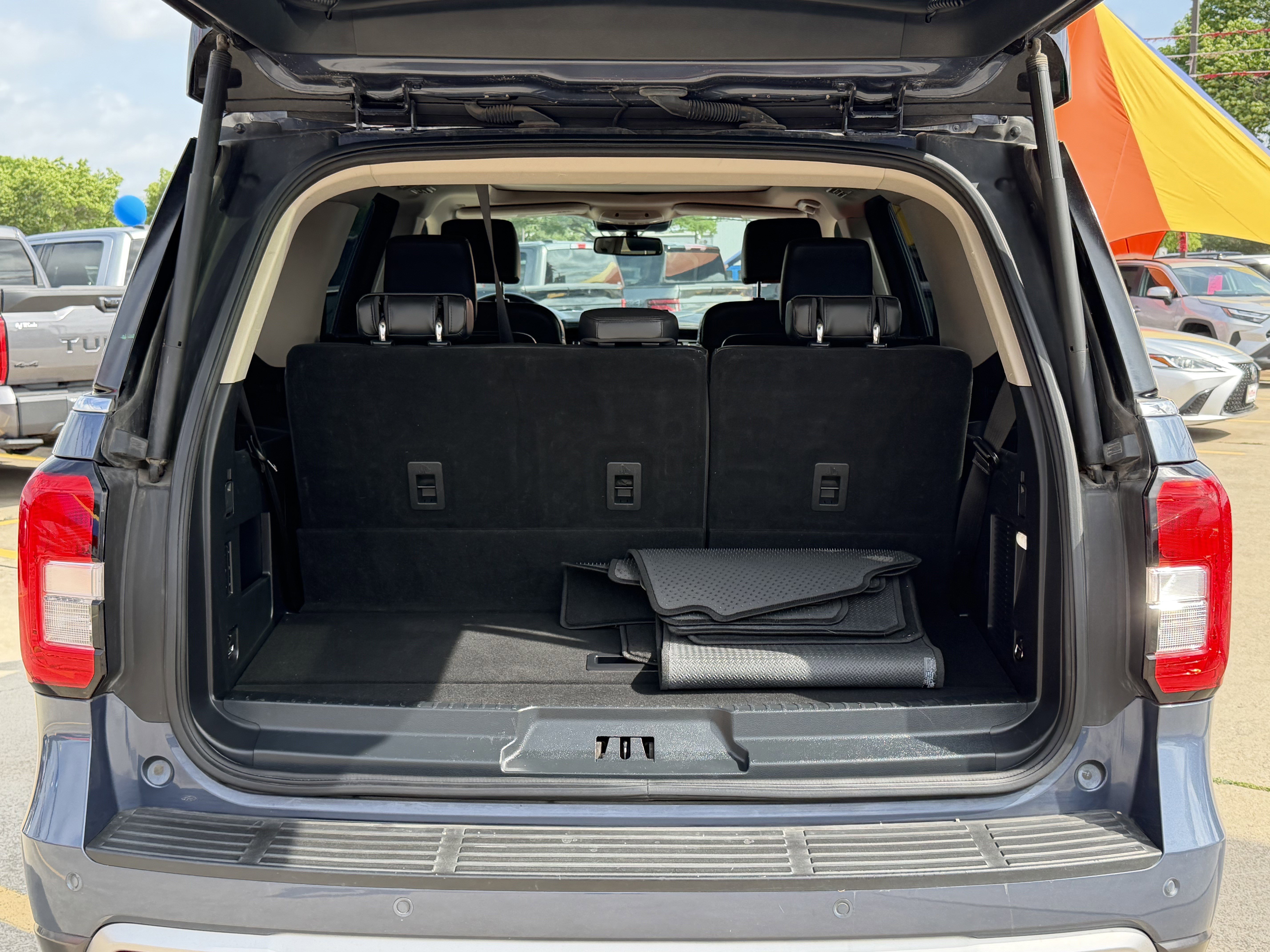 Certified 2022 Ford Expedition XLT image 10