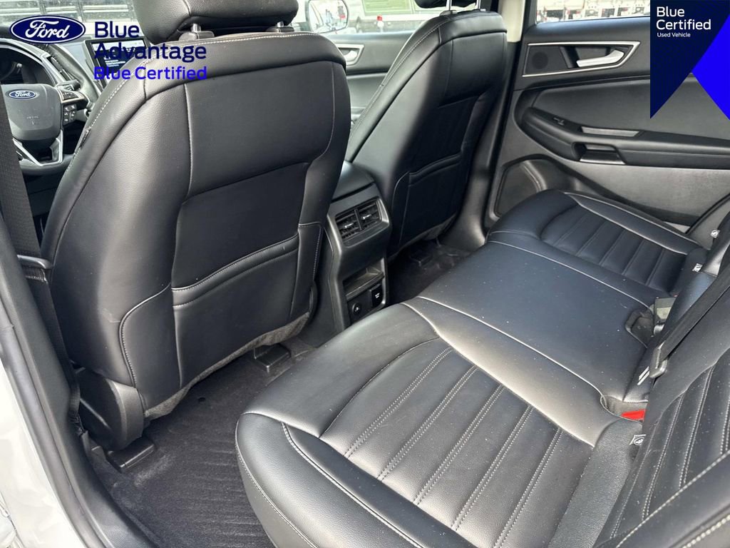 Certified 2024 Ford Edge SEL w/ Convenience Package AWD/4WD image 12