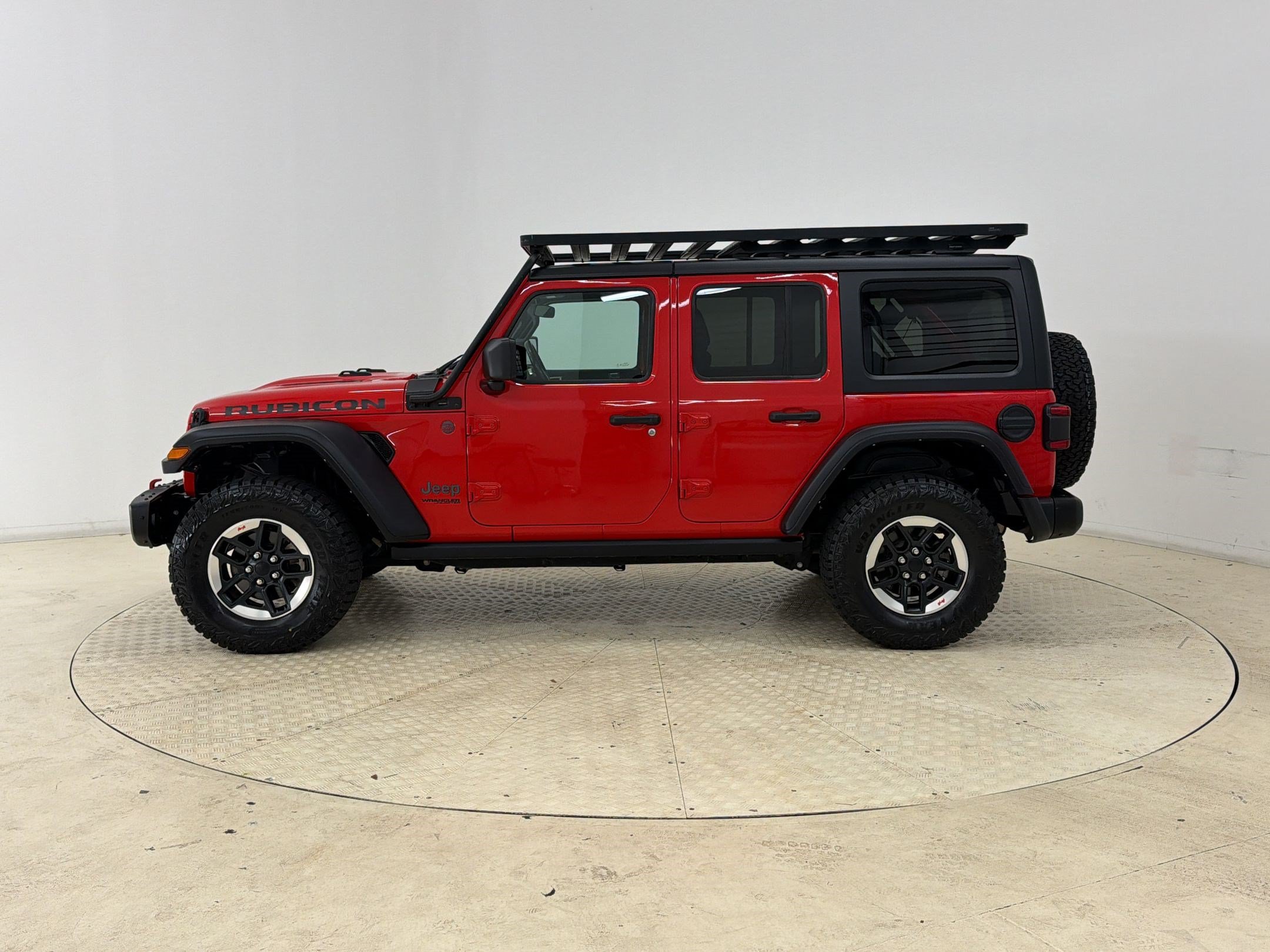 Used 2021 Jeep Wrangler Unlimited Rubicon w/ Steel Bumper Group AWD/4WD image 2