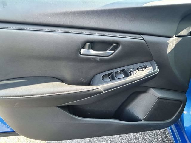 Used 2025 Nissan Sentra SV FWD image 23