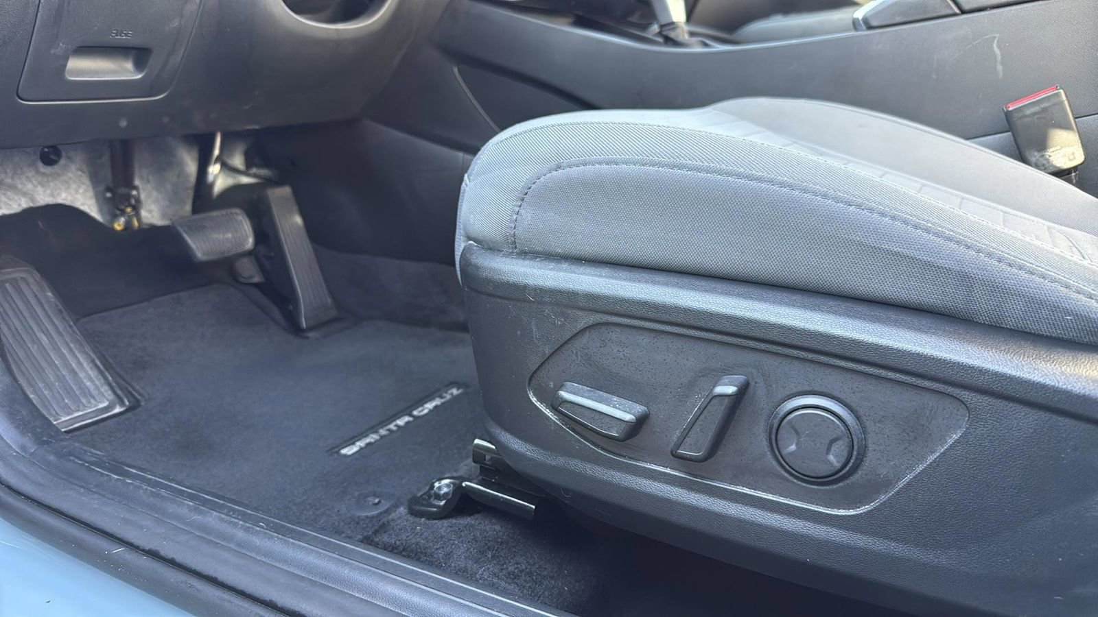 Used 2023 Hyundai Santa Cruz SEL w/ Activity Package image 11