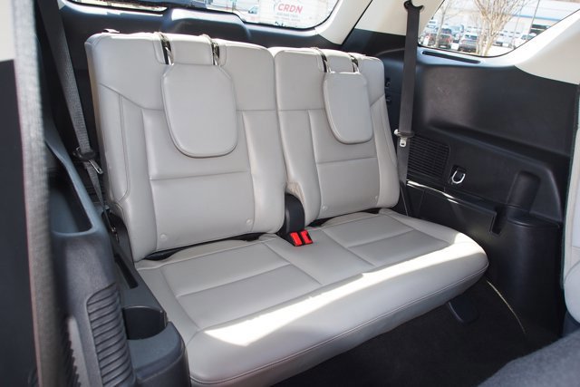 Certified 2025 Ford Explorer Active w/ Active Comfort Package image 15