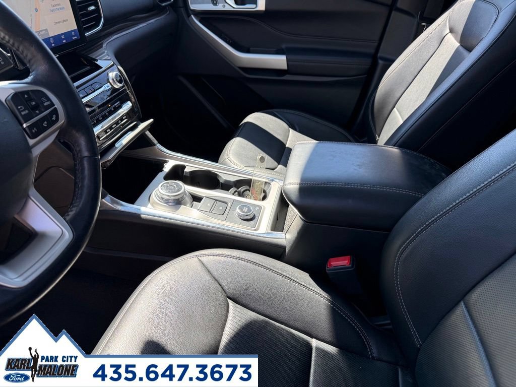Certified 2022 Ford Explorer Limited w/ Equipment Group 301A AWD/4WD image 22
