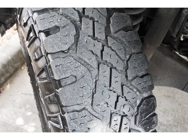 Certified 2024 Ford F250 Platinum w/ Tremor Off-Road Package AWD/4WD image 26