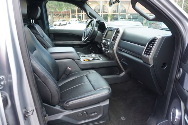 Certified 2020 Ford Expedition XLT w/ Equipment Group 202A RWD image 3