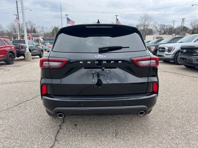 Certified 2023 Ford Escape ST-Line w/ Tech Pack #1 image 3