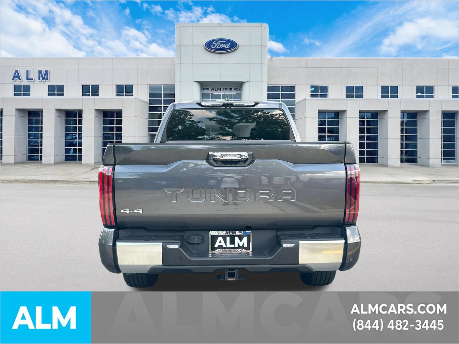 Used 2024 Toyota Tundra Limited AWD/4WD image 6