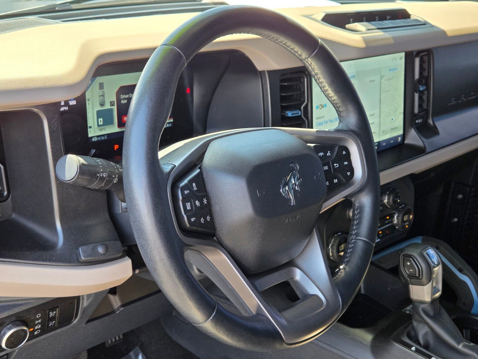 Certified 2023 Ford Bronco Wildtrak AWD/4WD image 18