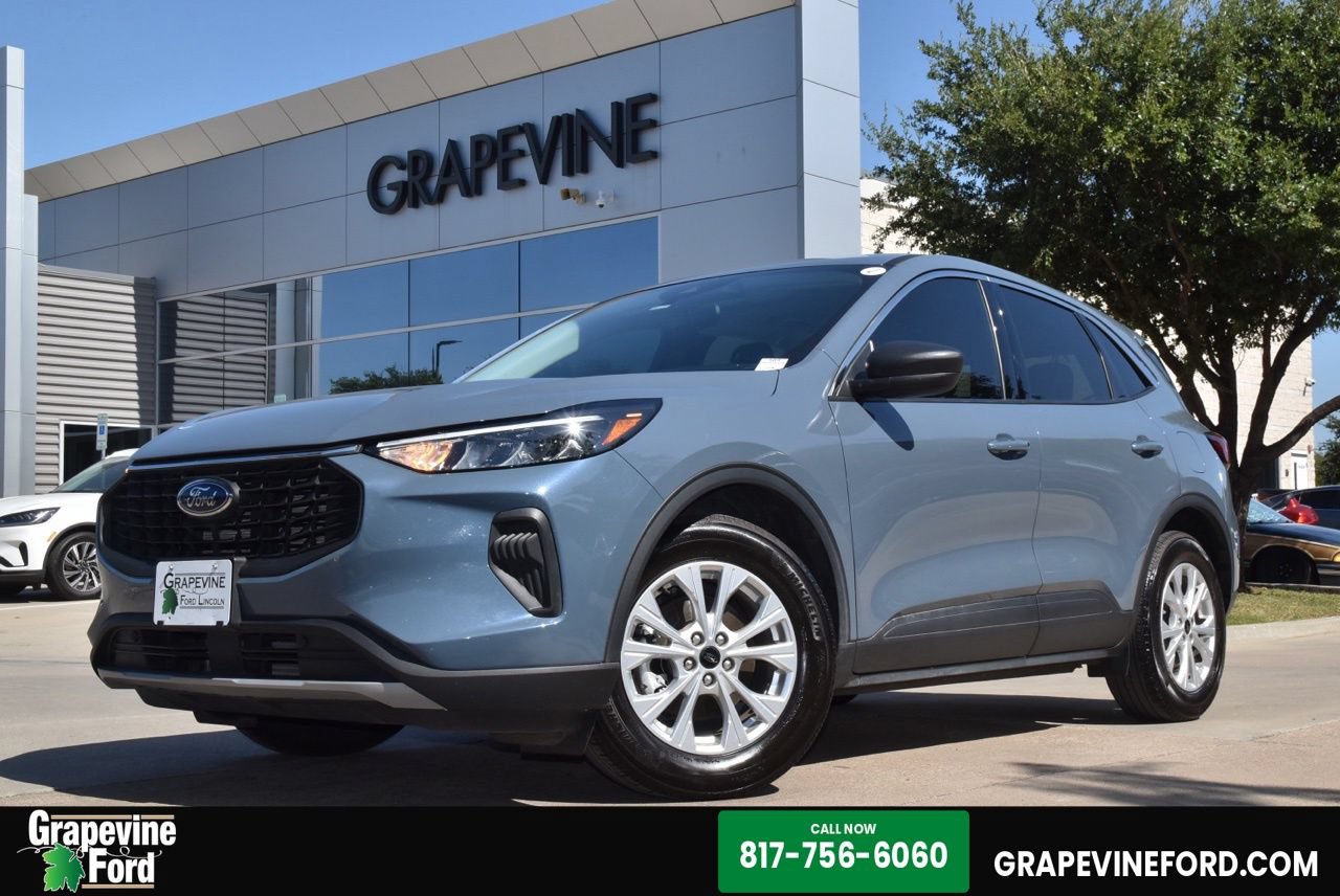 Certified 2024 Ford Escape Active FWD image 1