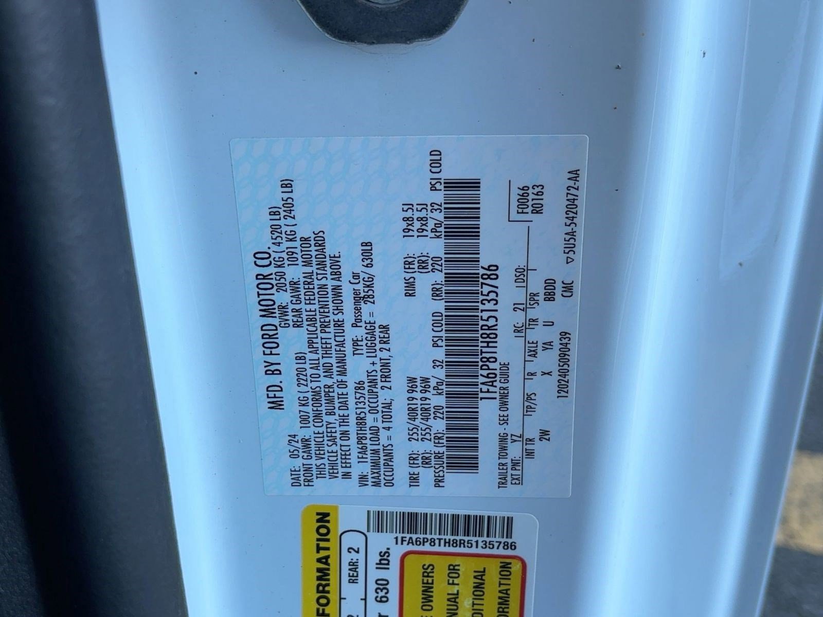 Certified 2024 Ford Mustang Coupe image 18