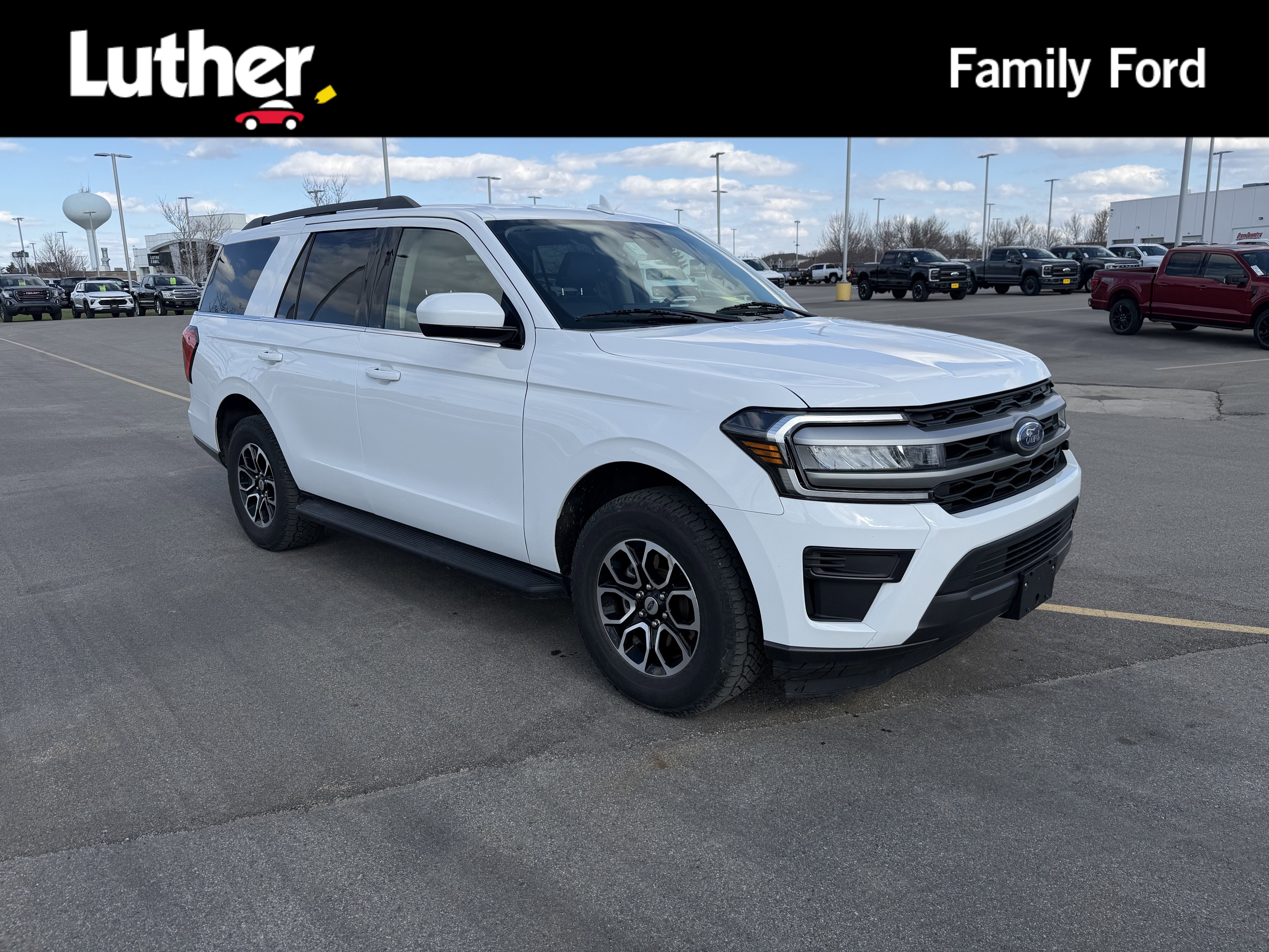 Certified 2024 Ford Expedition XLT AWD/4WD image 1