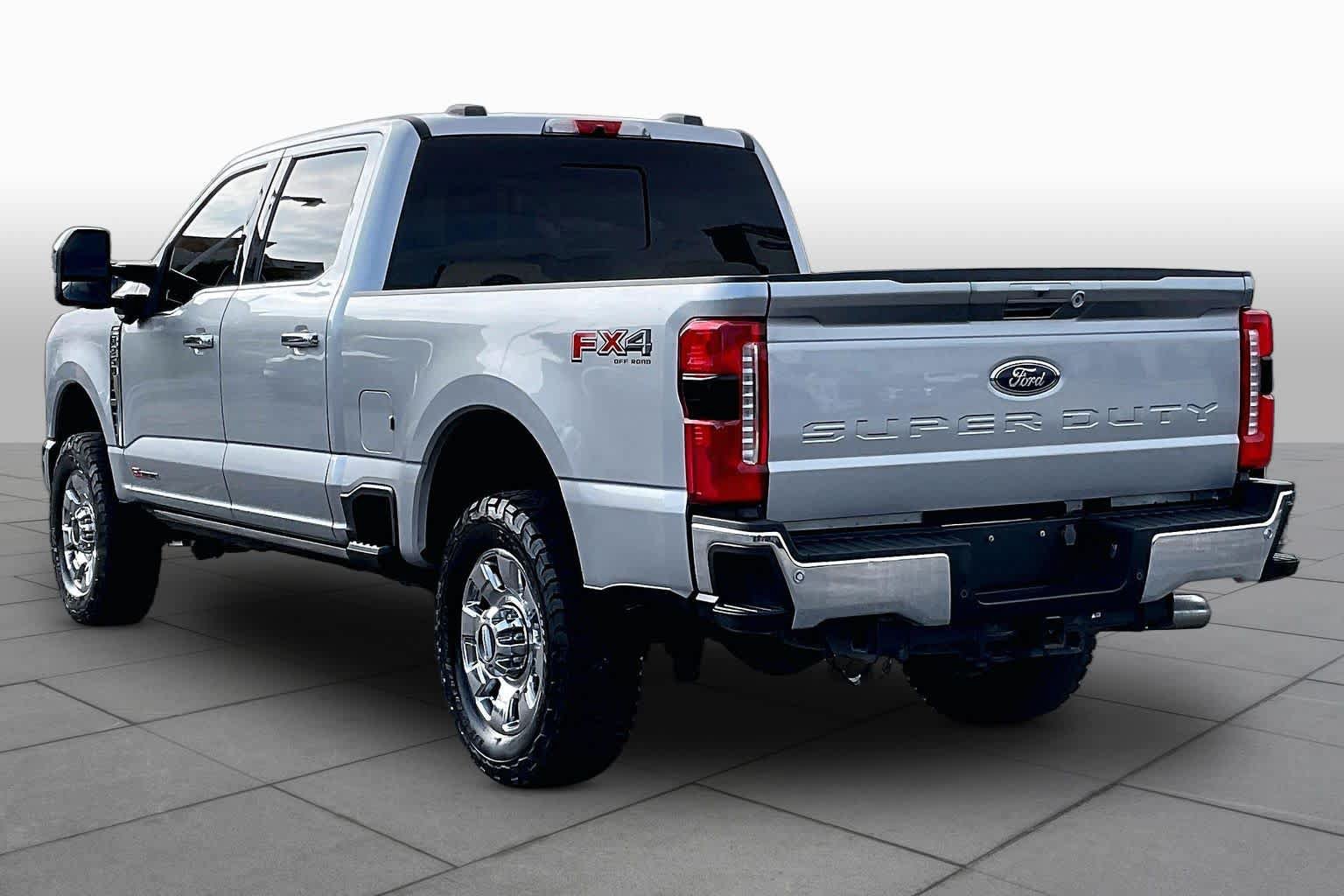 Certified 2023 Ford F250 Lariat w/ Lariat Ultimate Package AWD/4WD image 12