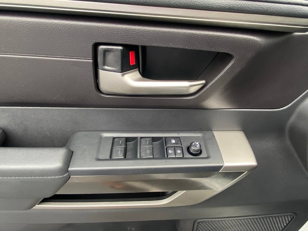 Used 2025 Toyota Tundra SR5 AWD/4WD image 11