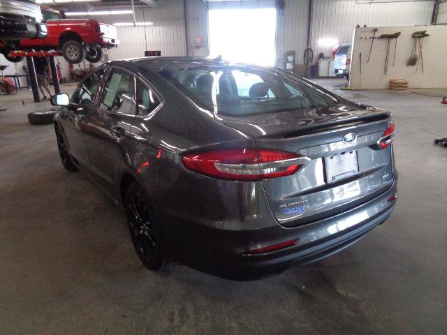 Certified 2020 Ford Fusion SE w/ Equipment Group 151A FWD image 3