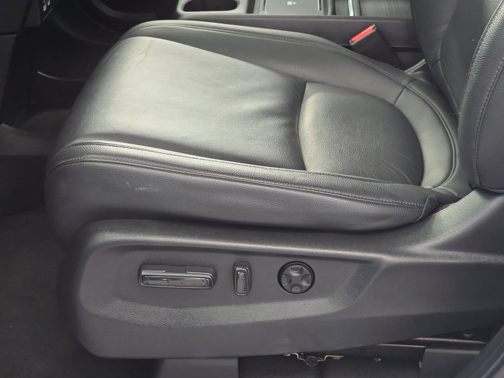 Used 2025 Honda Odyssey EX-L image 27