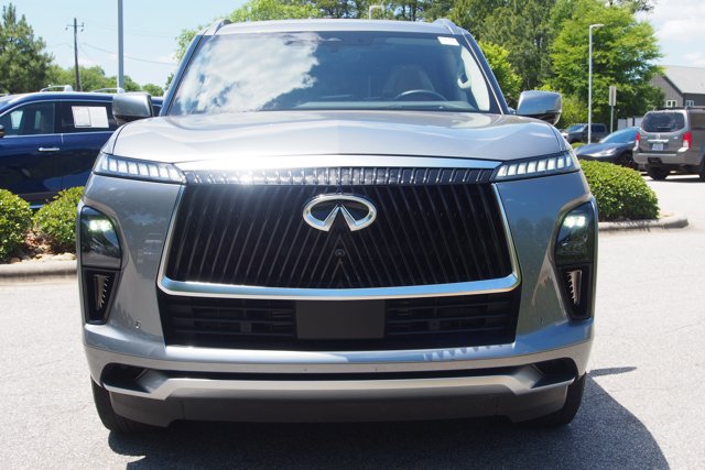 Used 2025 INFINITI QX80 Sensory AWD/4WD image 3
