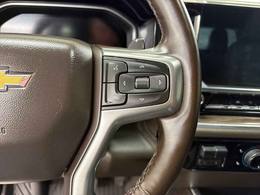 Used 2024 Chevrolet Silverado 1500 LT AWD/4WD image 21