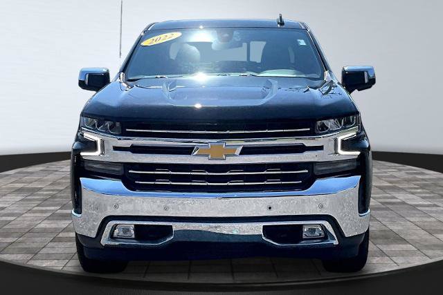 Used 2022 Chevrolet Silverado 1500 LTZ w/ LTZ Premium Package AWD/4WD image 3