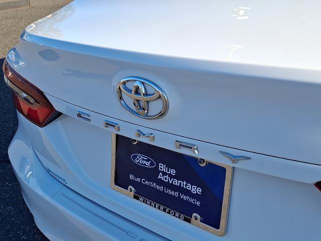 Used 2022 Toyota Camry LE image 30