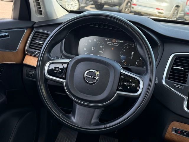 Used 2022 Volvo XC90 T6 Momentum w/ Climate Package image 19