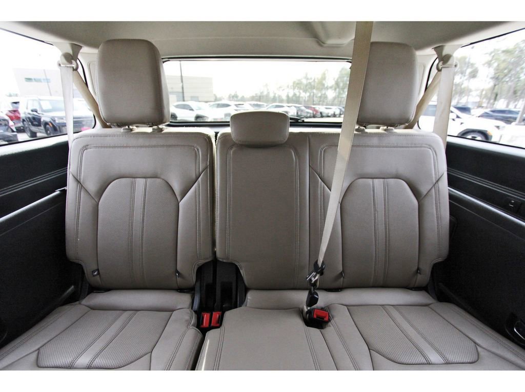 Certified 2022 Ford Expedition Max Limited image 15