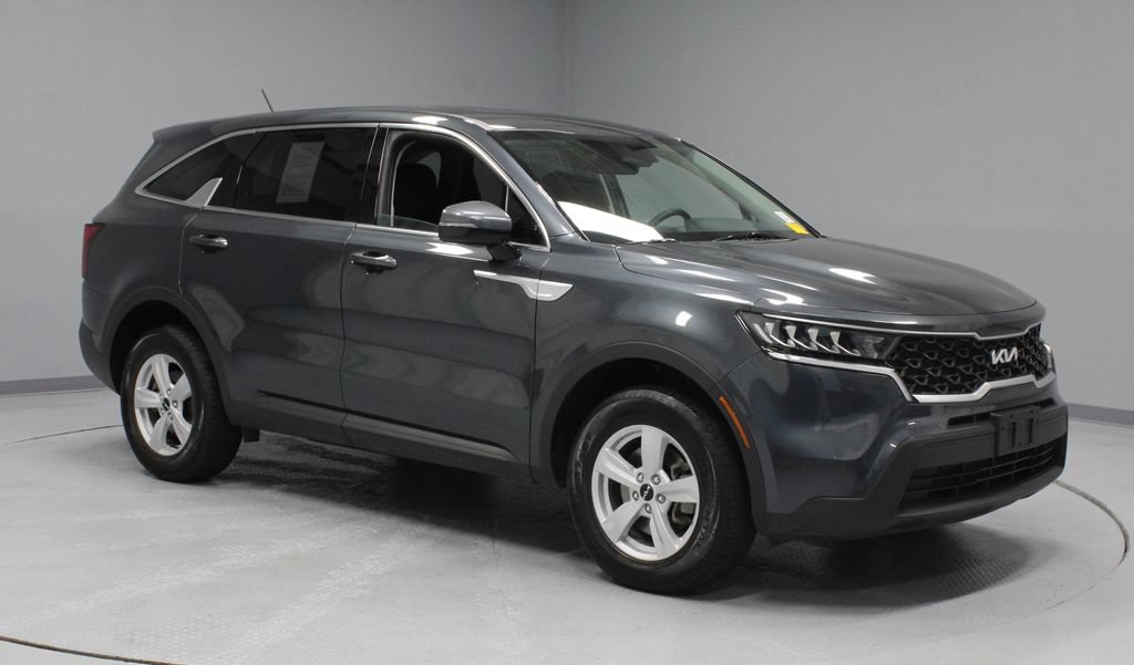Used 2023 Kia Sorento LX