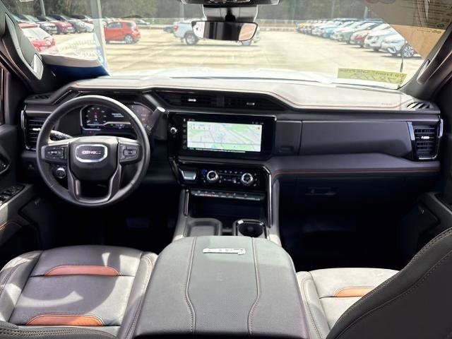 Used 2025 GMC Sierra 2500 AT4 w/ AT4 Premium Plus Package image 11