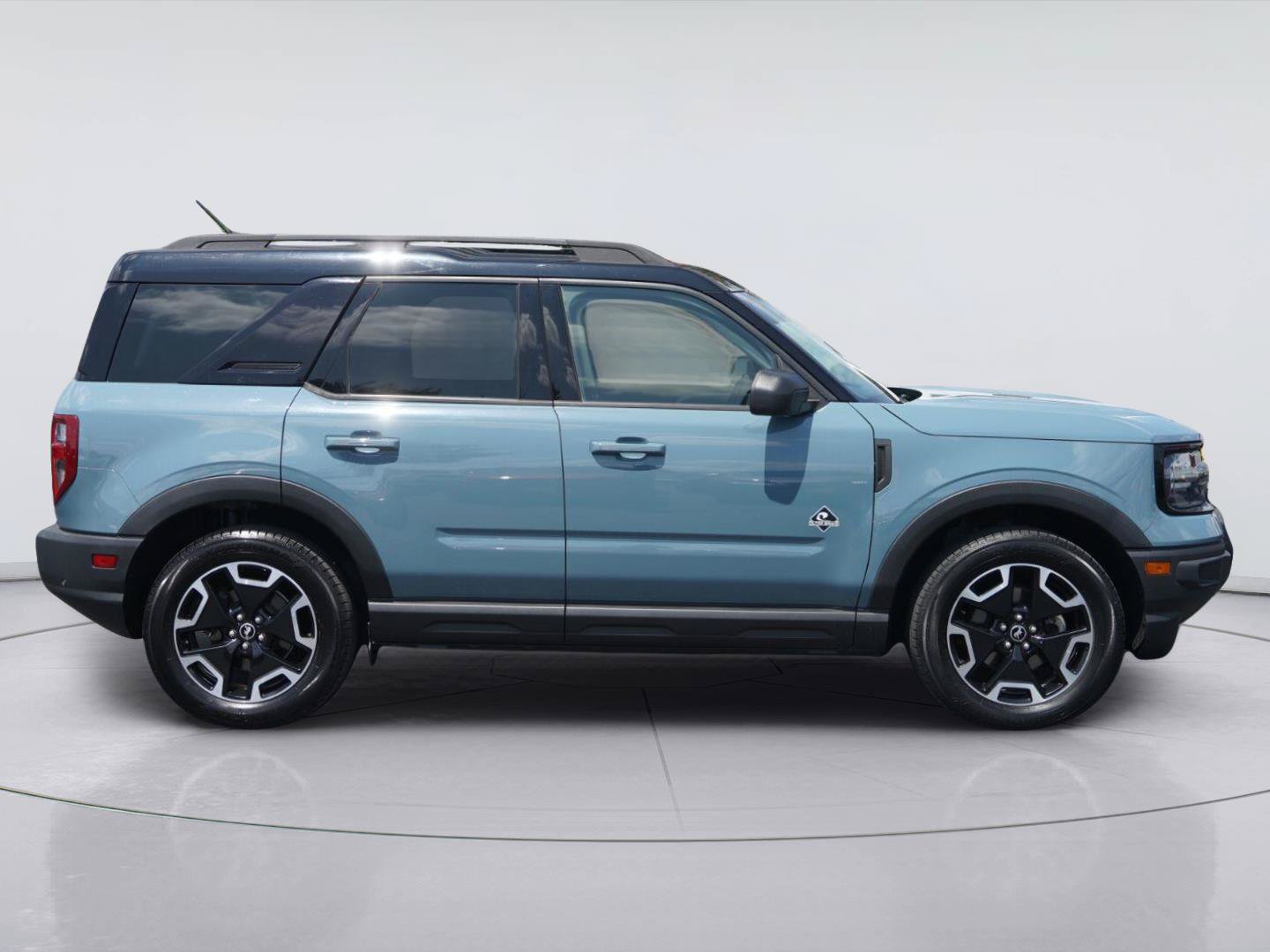 Certified 2021 Ford Bronco Sport Outer Banks AWD/4WD image 5