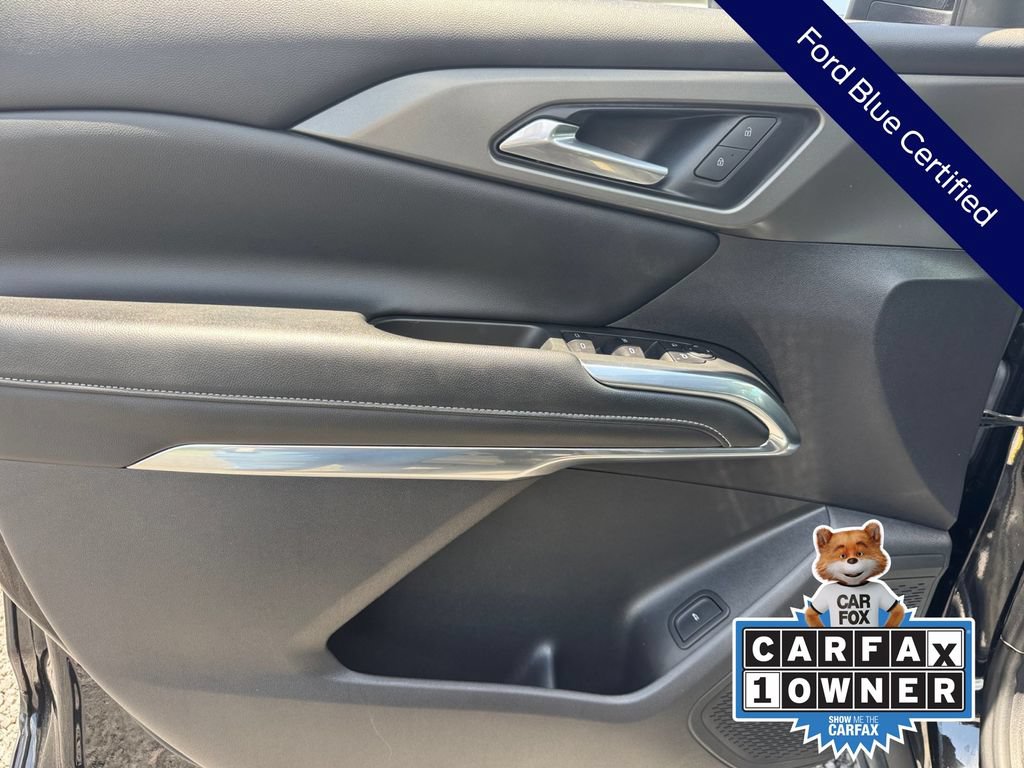 Used 2025 Chevrolet Traverse LT FWD image 35