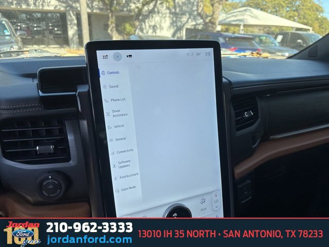 Certified 2023 Ford Expedition Max Platinum image 23