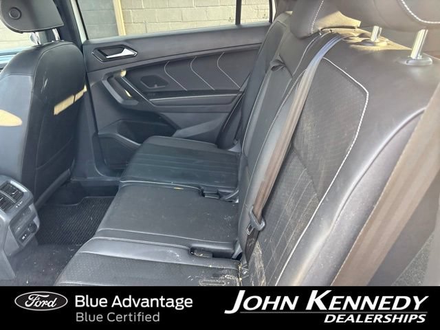 Used 2023 Volkswagen Tiguan SE R-Line AWD/4WD image 34