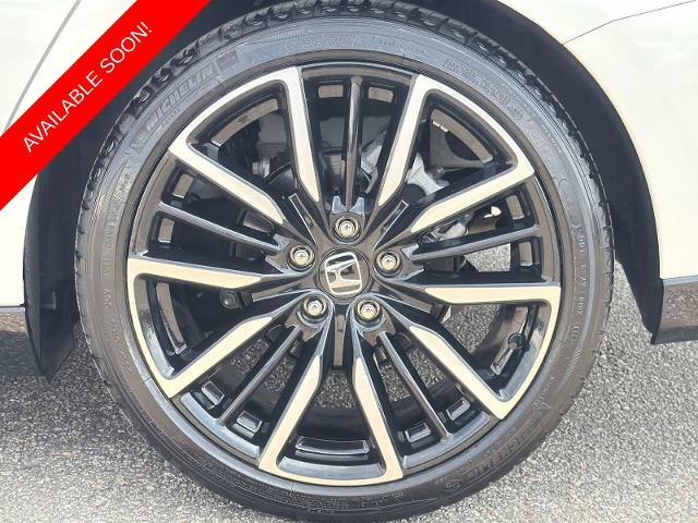 Used 2023 Honda Accord Touring image 14