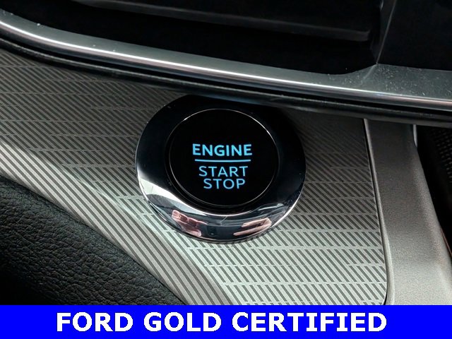 Certified 2022 Ford Explorer XLT w/ Equipment Group 202A image 27