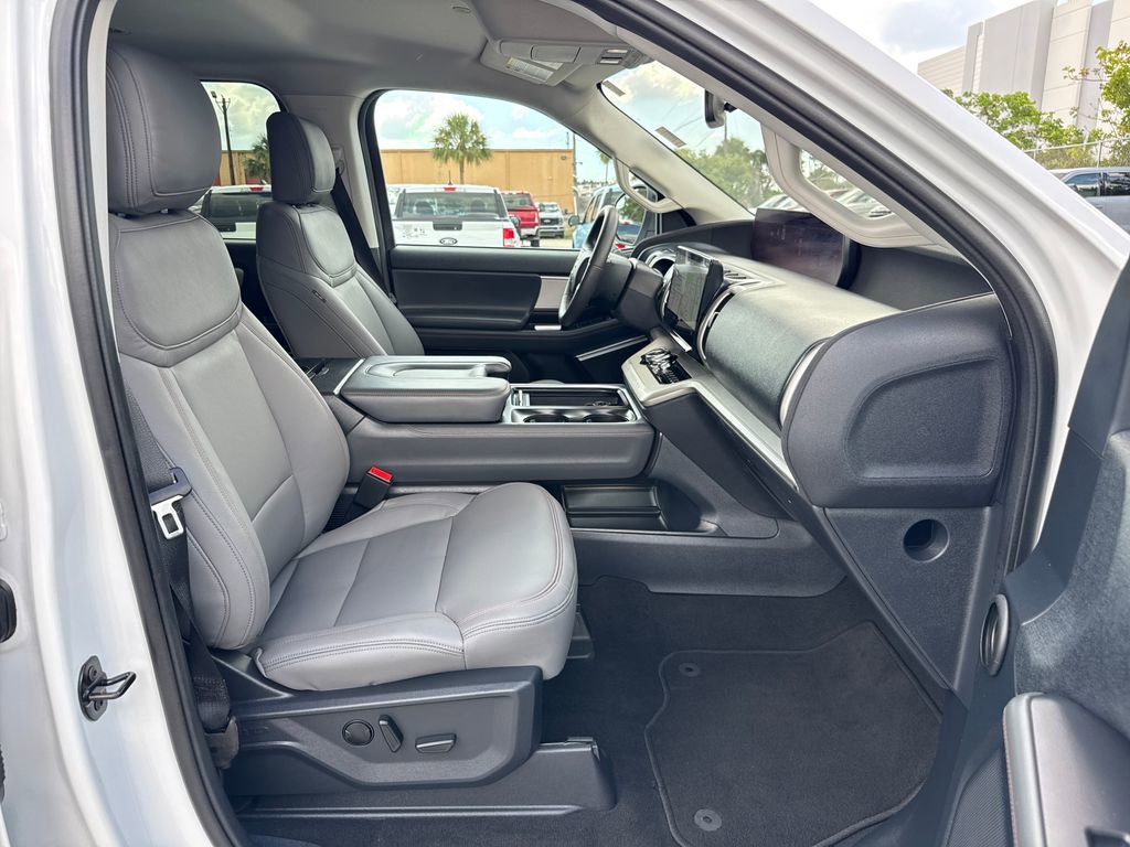 Certified 2025 Ford Expedition Active RWD image 28