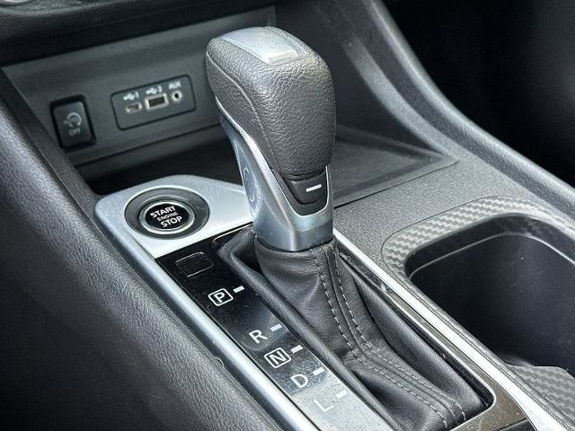 Used 2024 Nissan Sentra SV image 19