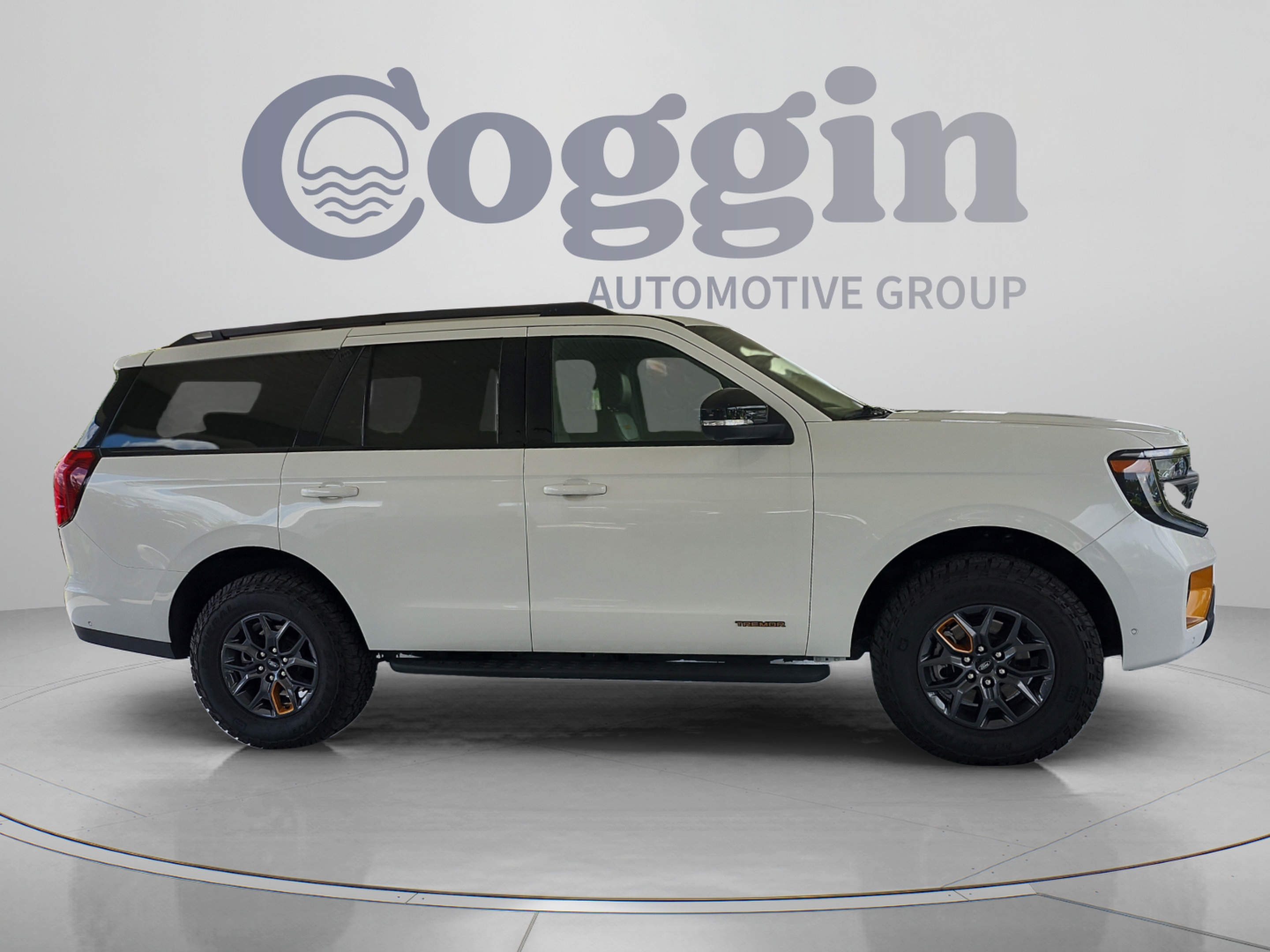Certified 2025 Ford Expedition Tremor AWD/4WD image 5