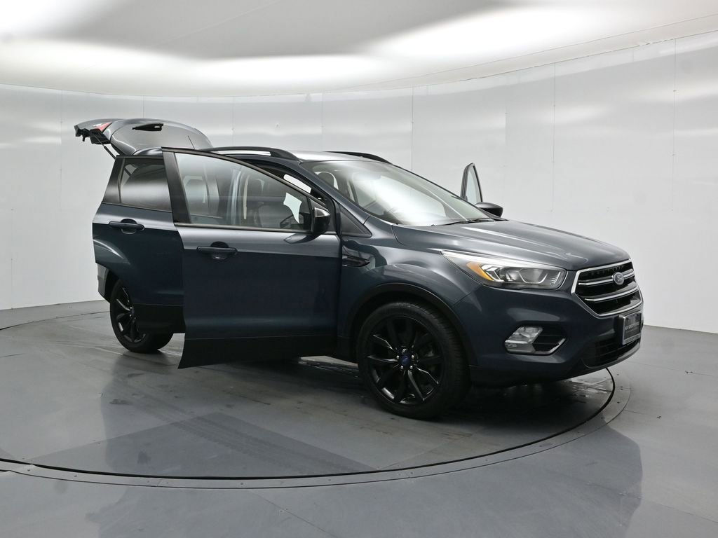 Certified 2019 Ford Escape SE AWD/4WD image 32