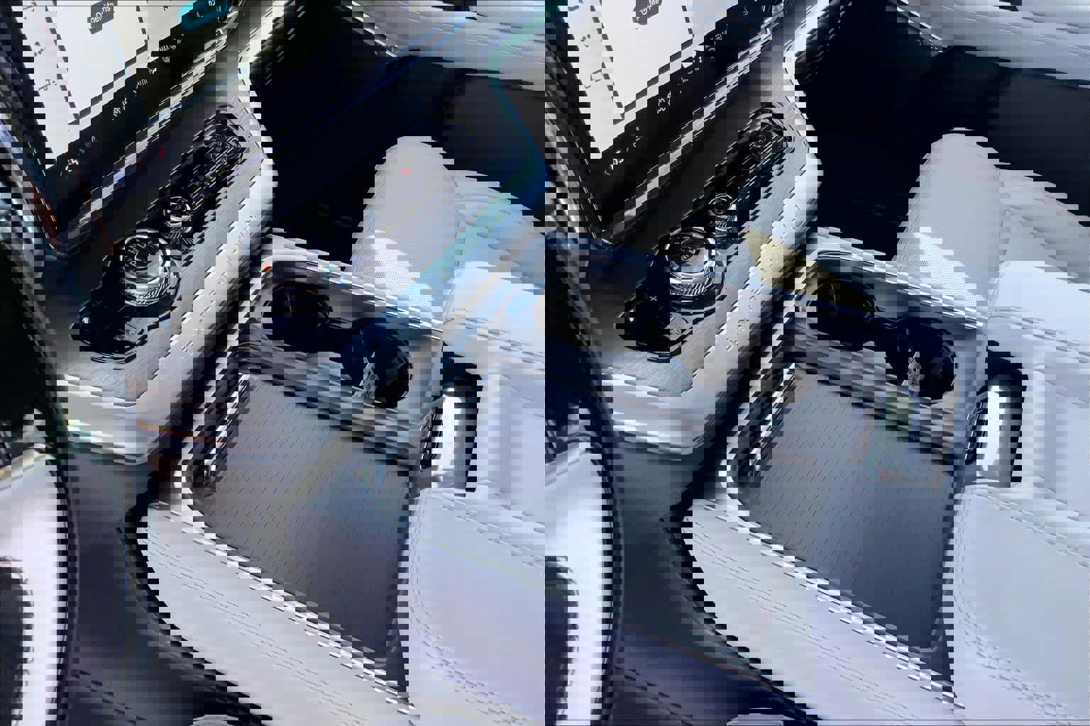 Certified 2025 Ford Expedition Platinum image 17