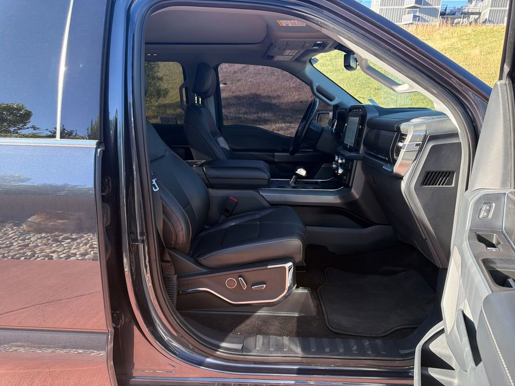 Certified 2022 Ford F150 Lariat w/ Equipment Group 502A High image 30