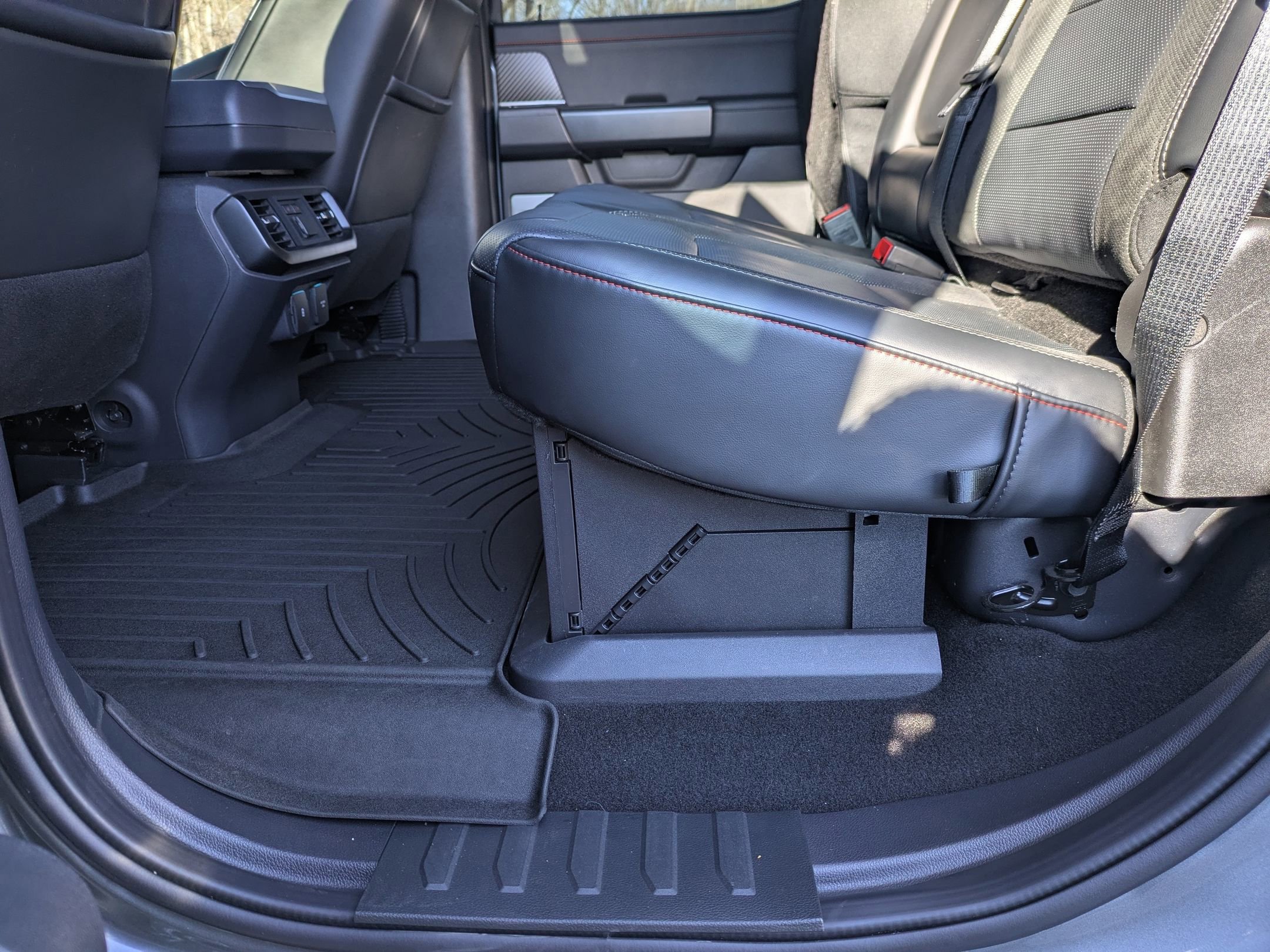 Certified 2024 Ford F150 Raptor image 29