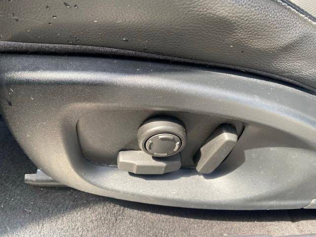 Used 2019 Jaguar E-PACE S AWD/4WD image 15