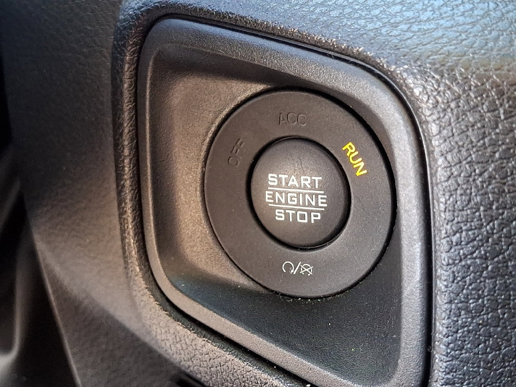 Used 2025 Jeep Wrangler Sport AWD/4WD image 23