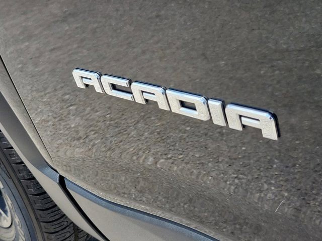 Used 2017 GMC Acadia SLT AWD/4WD image 9