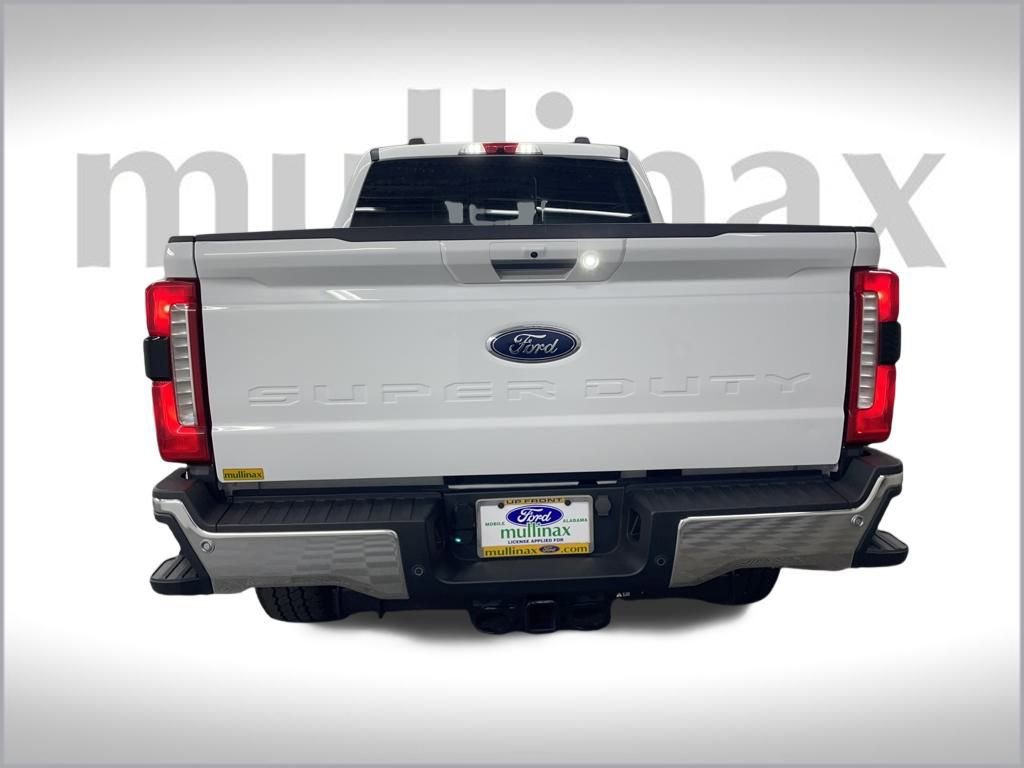 Certified 2024 Ford F250 Lariat w/ Chrome Package image 4
